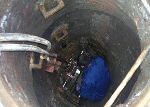 保定竞秀区抽化粪池公司为您分享下管道非开挖修复技术的工艺流程和操作规范